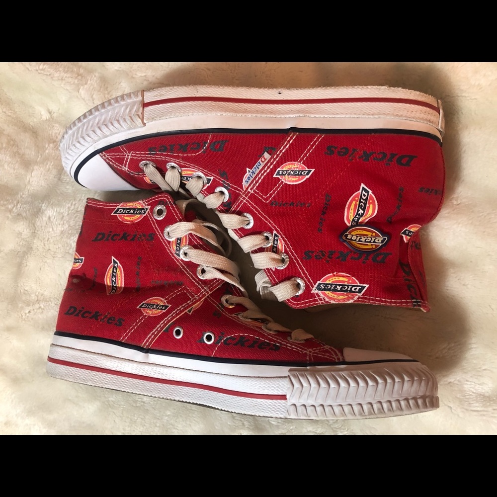 Shoe
